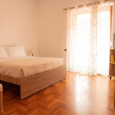 公寓 La Terrazza Parco Lauro *