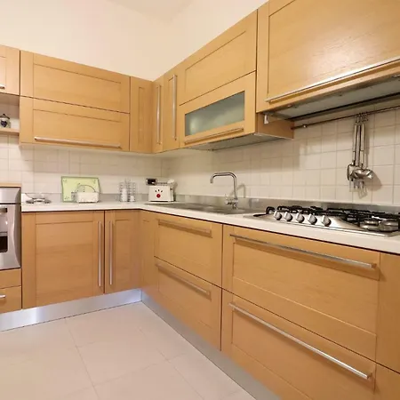 La Terrazza Parco Lauro 아파트