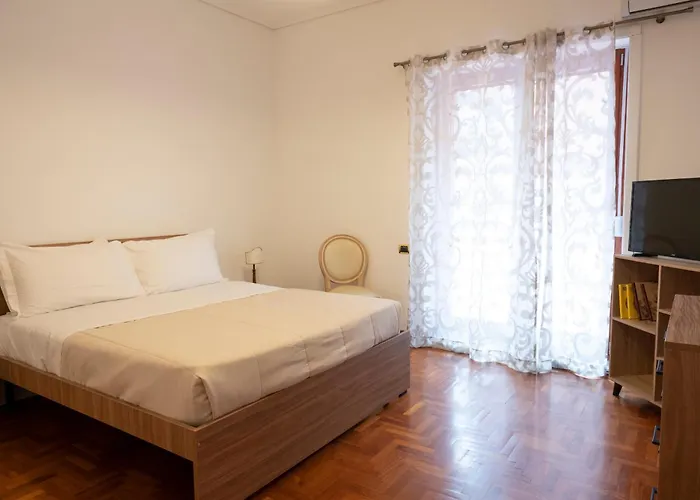 La Terrazza Parco Lauro Apartment