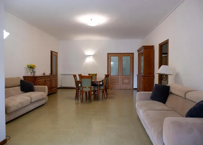 La Terrazza Parco Lauro *