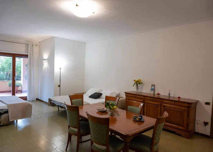 Apartment La Terrazza Parco Lauro *