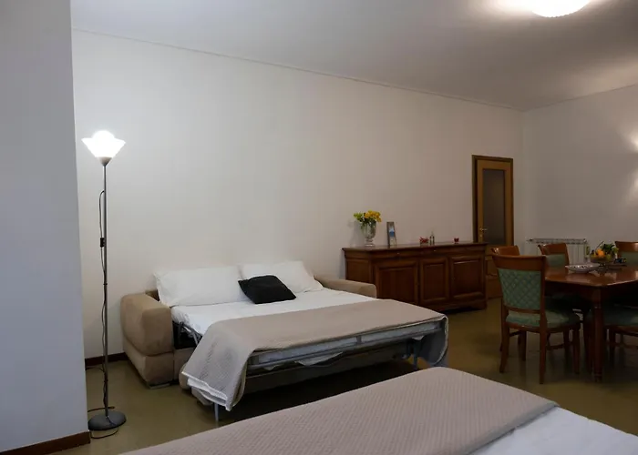 La Terrazza Parco Lauro 公寓