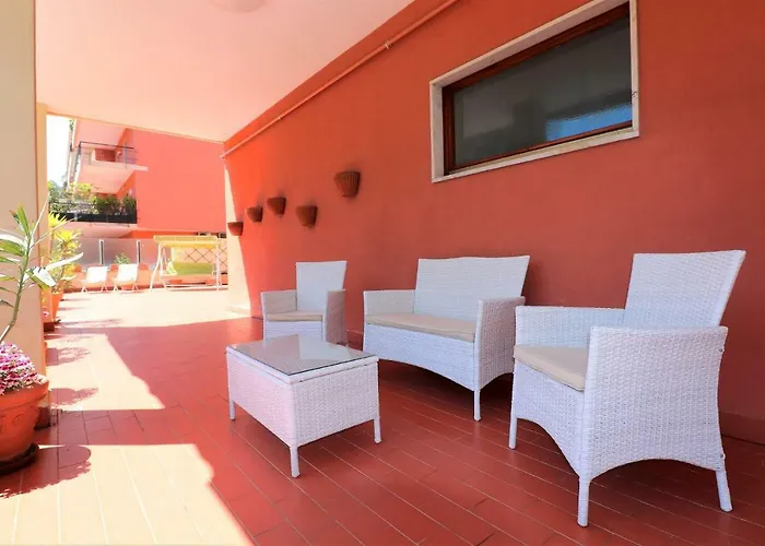 La Terrazza Parco Lauro *