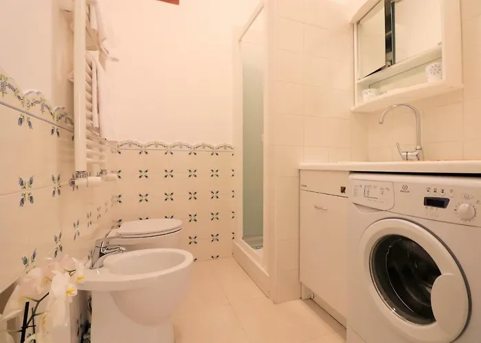 La Terrazza Parco Lauro 公寓